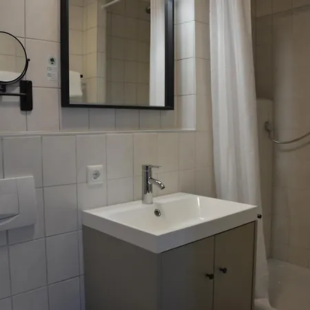 Kern Hotel 3*