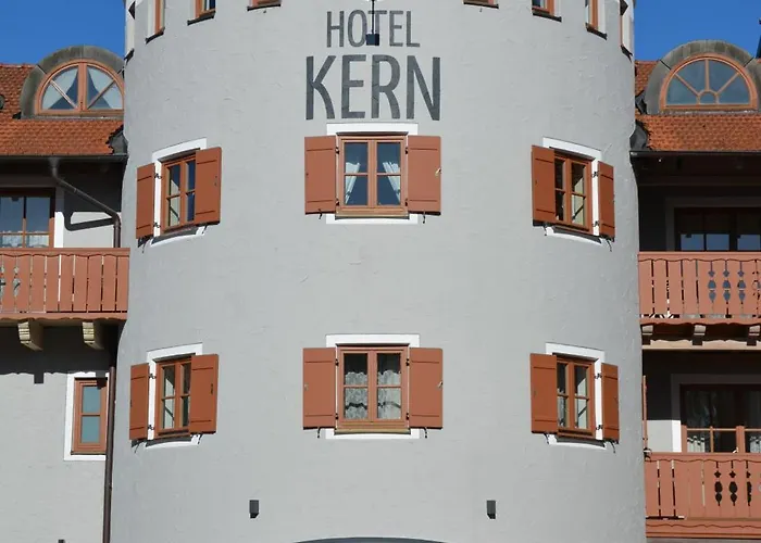 Hotel Garni Kern Halfing